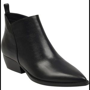 Marc Fisher Black Leather Booties MLYAMIR2 ankle